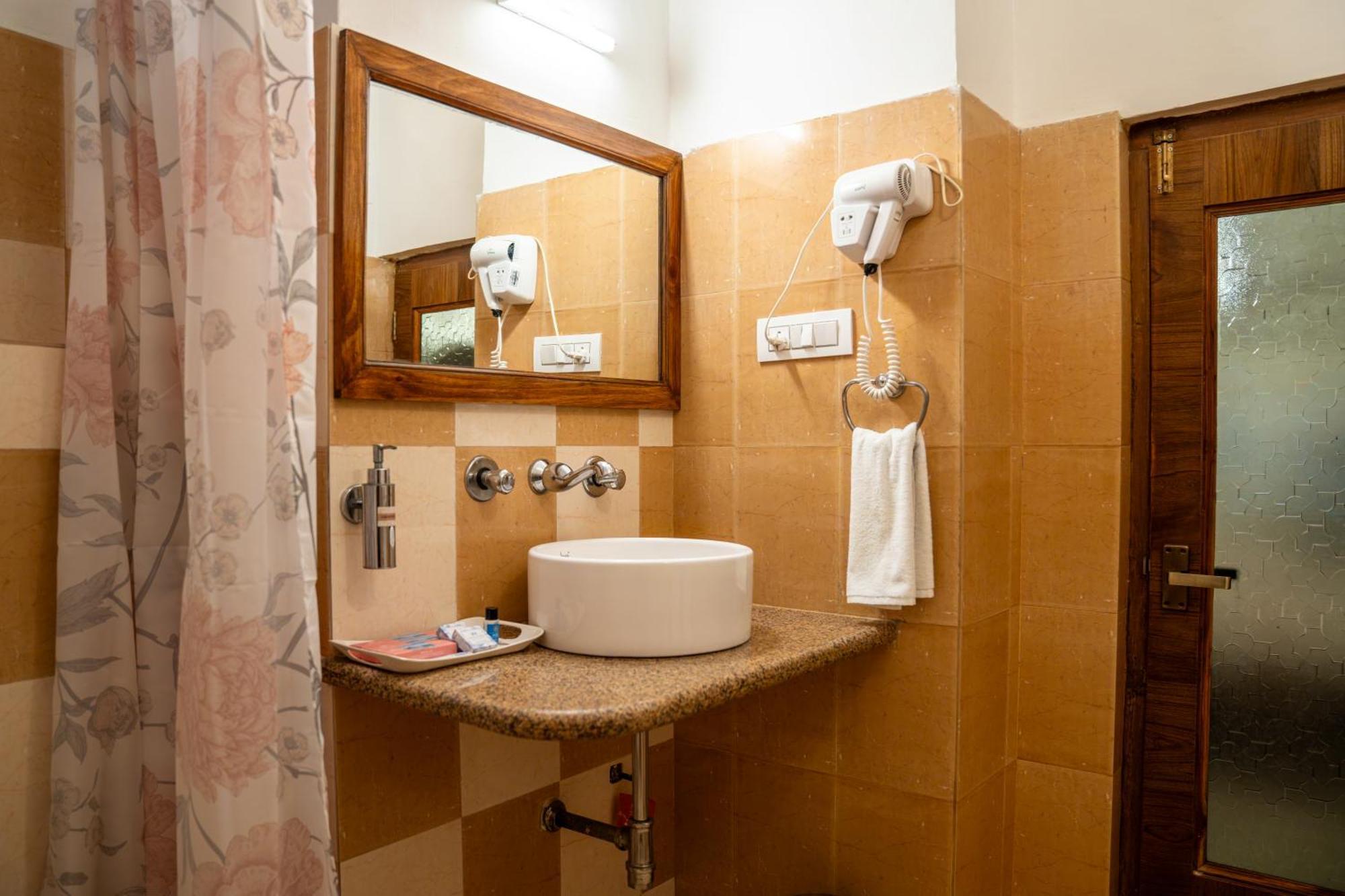 Hotel Udaigarh - Udaipur Extérieur photo