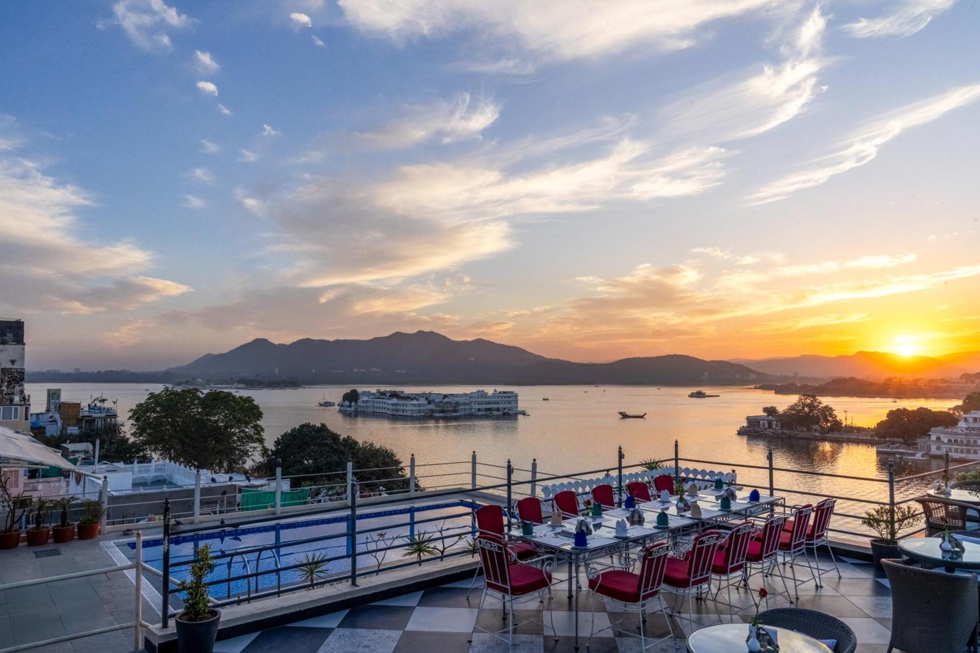 Hotel Udaigarh - Udaipur Extérieur photo